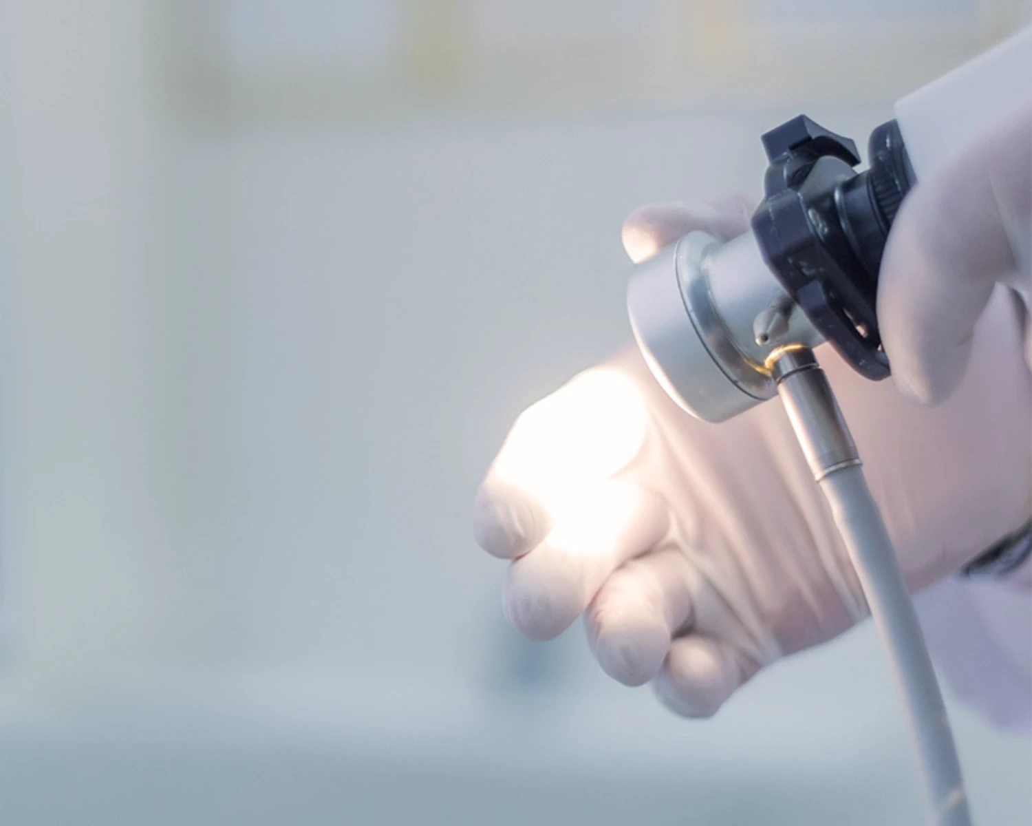 Rektoskopia u proktologa z Kliniki Flebologii.