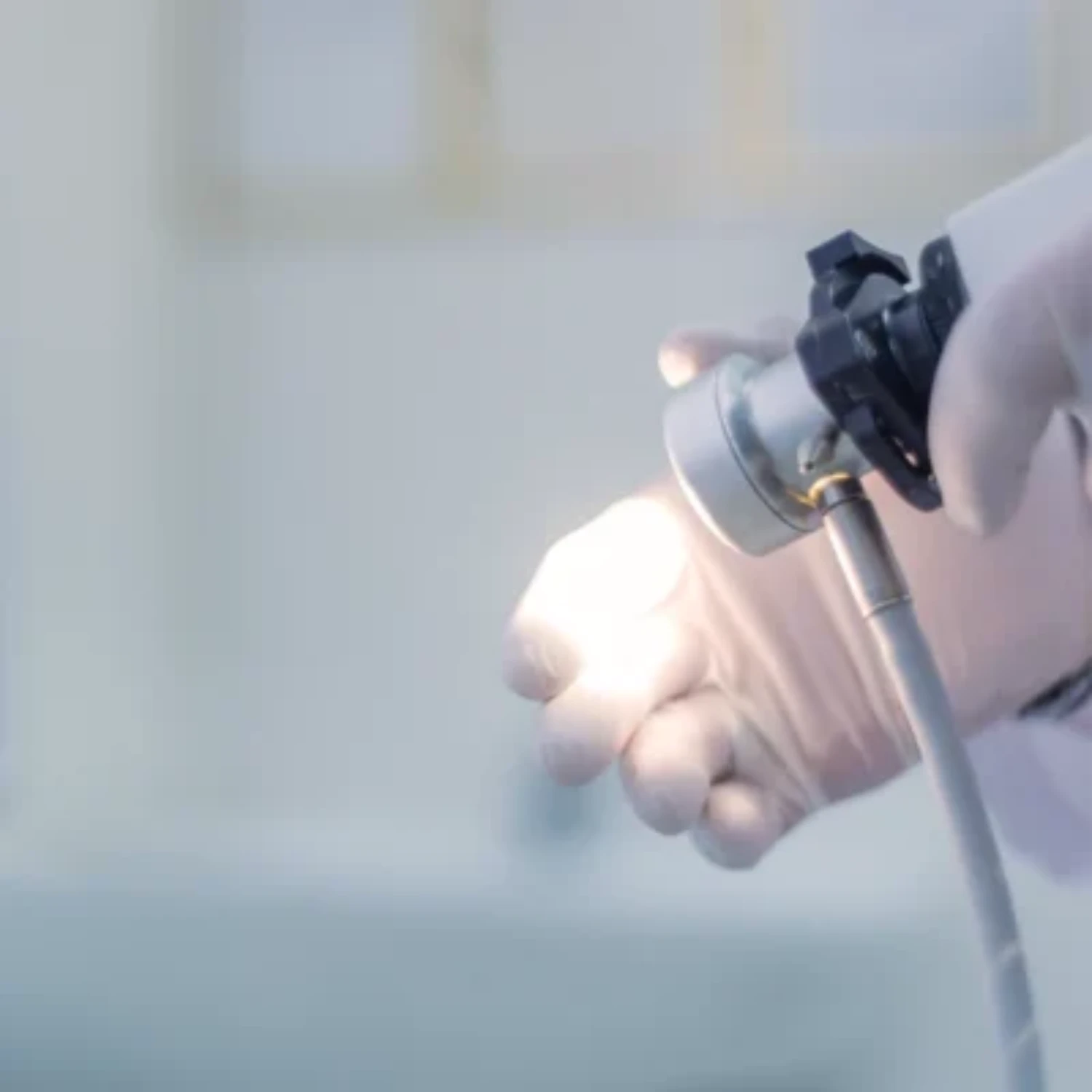 Rektoskopia u proktologa z Kliniki Flebologii.